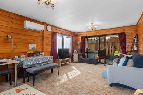 Photo of property in 3a Mountain Road, Morningside, Whangarei, 0110