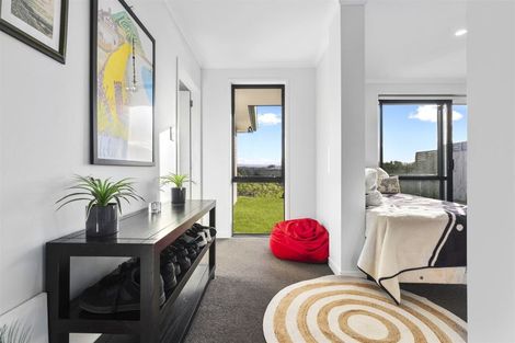 Photo of property in 24 Kirk Lane, Ohauiti, Tauranga, 3112