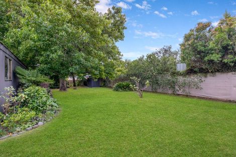 Photo of property in 17 Te Moau Avenue, Parakai, 0830