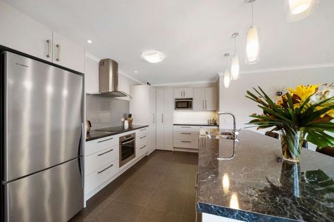 Photo of property in 55 Severn Street, Green Island, Dunedin, 9018