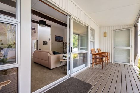Photo of property in 13 Candu Lane, Kinloch, Taupo, 3377