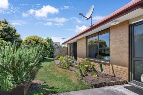 Photo of property in 1/11 Dumfries Drive, Hei Hei, Christchurch, 8042