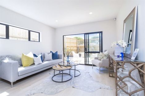 Photo of property in 34b Rodney Street, Howick, Auckland, 2014