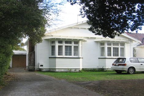 Photo of property in 49 Riverside Drive, Waiwhetu, Lower Hutt, 5010