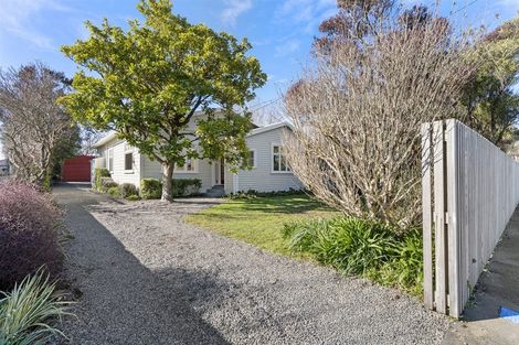 Photo of property in 68 Kent Street, Carterton, 5713