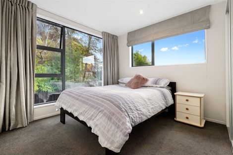 Photo of property in 77 Landsdowne Terrace, Cashmere, Christchurch, 8022