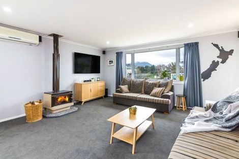Photo of property in 2 Woodward Street, Nukuhau, Taupo, 3330