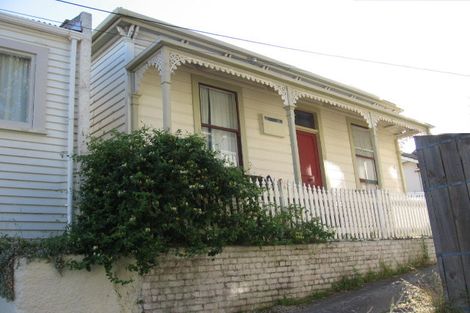 Photo of property in 9 Fallowfield Avenue, Mount Victoria, Wellington, 6011