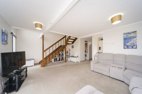Photo of property in 6/341 College Street, West End, Palmerston North, 4410