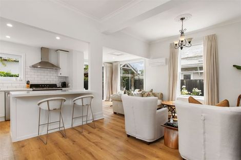 Photo of property in 73 Caledonian Road, St Albans, Christchurch, 8014