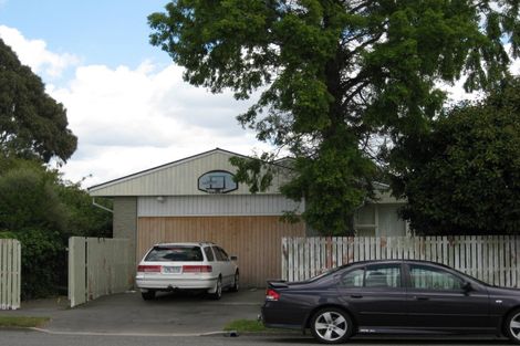 Photo of property in 152 Kendal Avenue, Burnside, Christchurch, 8053