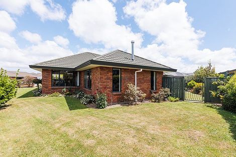 Photo of property in 2 Masefield Terrace, Kelvin Grove, Palmerston North, 4414