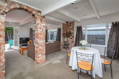 Photo of property in 31 Larch Place, Casebrook, Christchurch, 8051