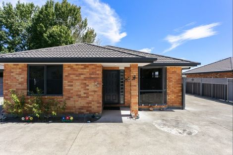 Photo of property in 24 Leon Street, Riverdale, Gisborne, 4010