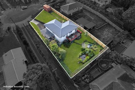 Photo of property in 60 Chorley Avenue, Massey, Auckland, 0614