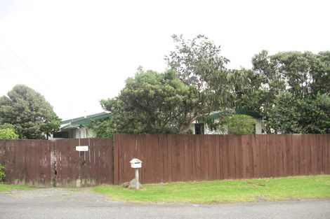 Photo of property in 16 Mckenzie Avenue, Raumati South, Paraparaumu, 5032