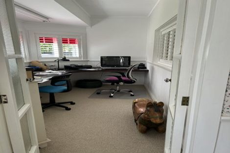 Photo of property in 47 Roland Road, Greenhithe, Auckland, 0632