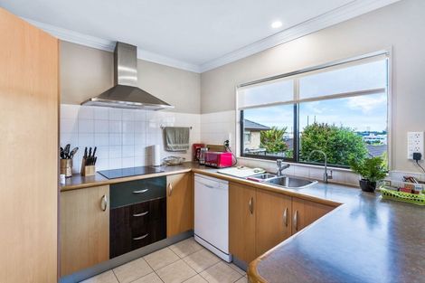 Photo of property in 44 Rush Creek Drive, Westgate, Auckland, 0614