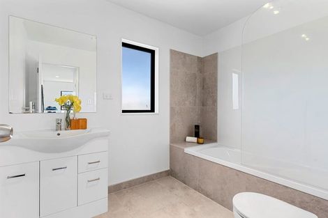 Photo of property in 36 Black Beech Crescent, Takanini, 2110