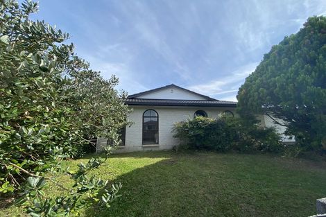 Photo of property in 12 Hedge Row, Sunnyhills, Auckland, 2010