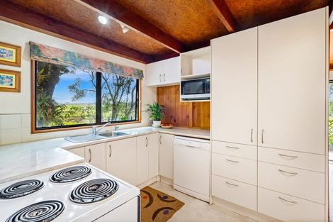 Photo of property in 129 Riverside Drive, Parahaki, Whangarei, 0112