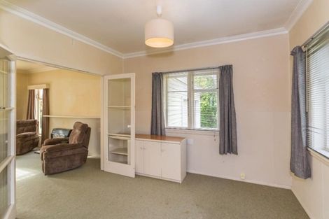 Photo of property in 21 Carlisle Street, Levin, 5510