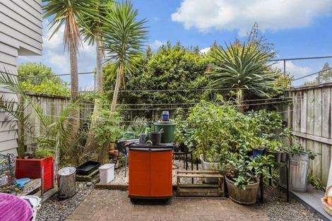 Photo of property in The Grange, 39/92 Bush Road, Albany, Auckland, 0632