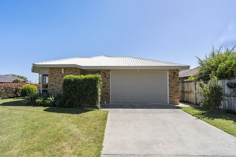 Photo of property in 18 Park Lane, Waitara, 4320