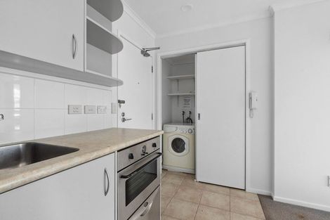 Photo of property in The Rennaissance, 5j/18 Ronwood Avenue, Manukau, Auckland, 2104