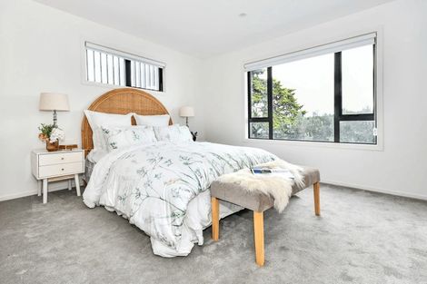 Photo of property in 2/75 Mcannalley Street, Manurewa East, Auckland, 2102