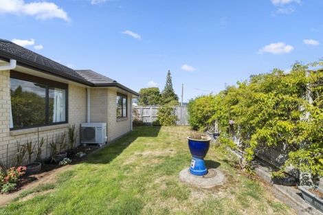 Photo of property in 20 Ian Peter Way, Otaki, 5512