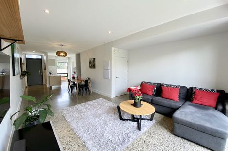 Photo of property in 19 Isitt Road, Hobsonville, Auckland, 0616