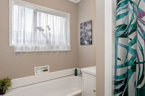 Photo of property in 50b Alison Street, Hamilton Lake, Hamilton, 3204