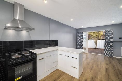 Photo of property in 5/137 Olliviers Road, Phillipstown, Christchurch, 8011