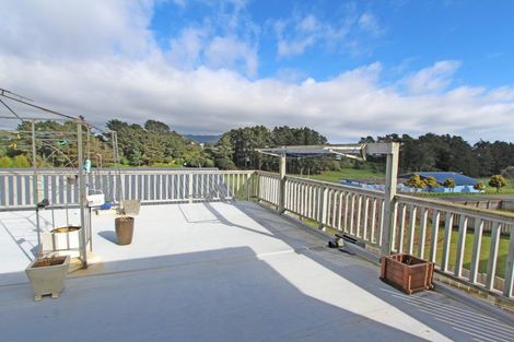 Photo of property in 11a Castor Crescent, Cannons Creek, Porirua, 5024