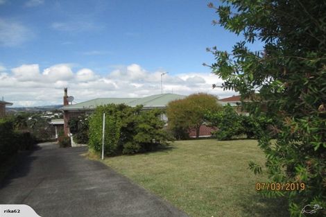 Photo of property in 71a Litten Road, Cockle Bay, Auckland, 2014