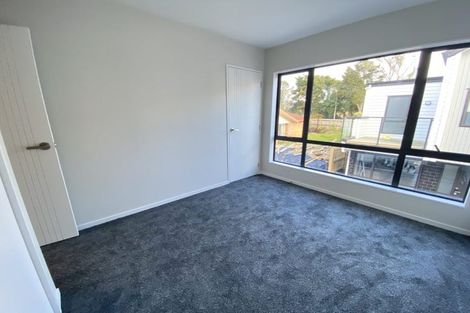 Photo of property in 3c Westall Road, New Lynn, Auckland, 0600