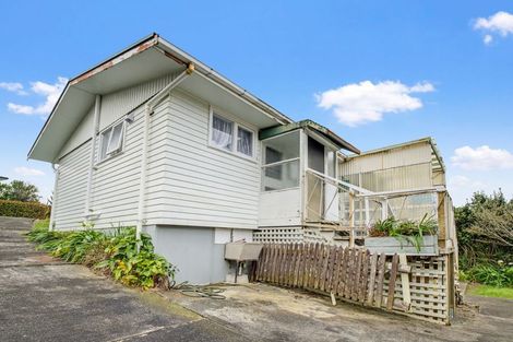 Photo of property in 11 Albatross Road, Red Beach, 0932