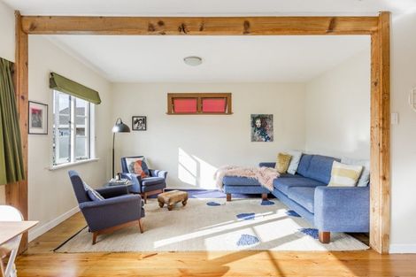 Photo of property in 3/142 Rosebank Road, Avondale, Auckland, 1026