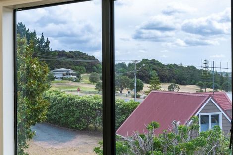 Photo of property in 5 Awatea Street, Mangawhai Heads, Mangawhai, 0505