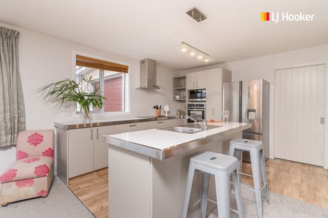 Photo of property in 12a Kennedy Street, Saint Clair, Dunedin, 9012