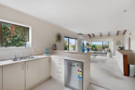 Photo of property in 3/3 Peter Terrace, Castor Bay, Auckland, 0620