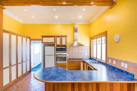 Photo of property in 92 Wood Street, Takaro, Palmerston North, 4410