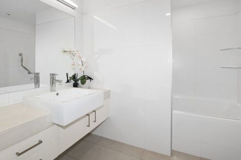 Photo of property in Vivaldi Apartments, 2/48 Marine Parade, Mount Maunganui, 3116