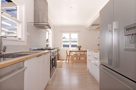 Photo of property in 82 Atkinson Street, Mangapapa, Gisborne, 4010