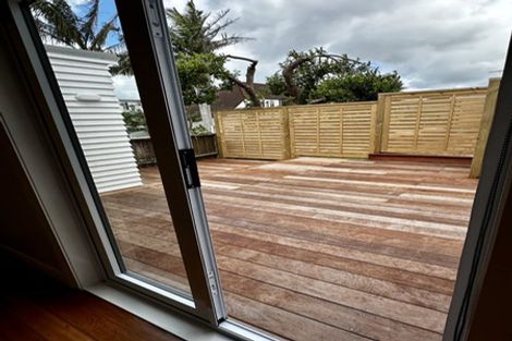 Photo of property in 1/8 Campbell Road, Takapuna, Auckland, 0622