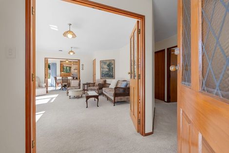 Photo of property in 21b Settlers Grove, Orewa, 0931
