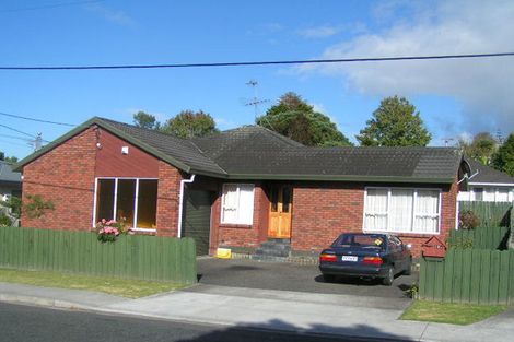 Photo of property in 2/18 Merriefield Avenue, Forrest Hill, Auckland, 0620