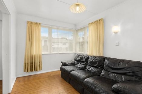 Photo of property in 20 Manor Drive, Stokes Valley, Lower Hutt, 5019