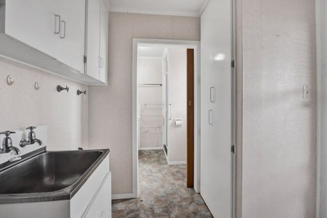 Photo of property in 69 Dixon Avenue, Hawera, 4610